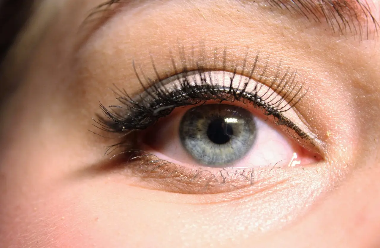 Eyelash Enhancements - Beauty Care